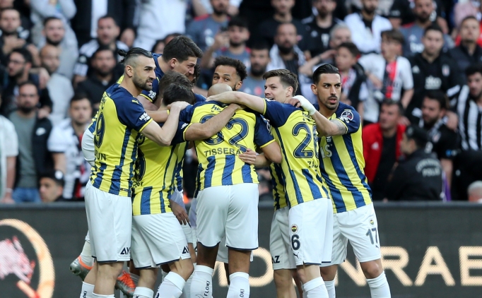 Fenerbahe, serisini 12 maa kard