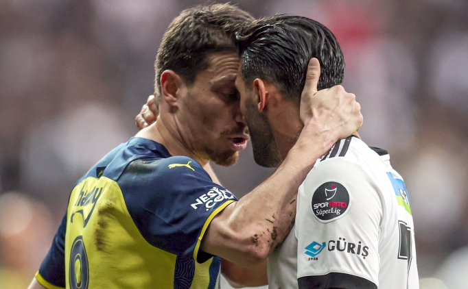 Mert Hakan Yanda�'a ele�tiri:' �stenmeyen adam olursun'