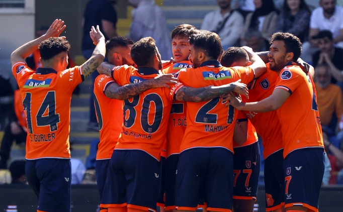 Trabzon yenilgiyle kapatt�, Ba�ak�ehir Avrupa'ya gitti