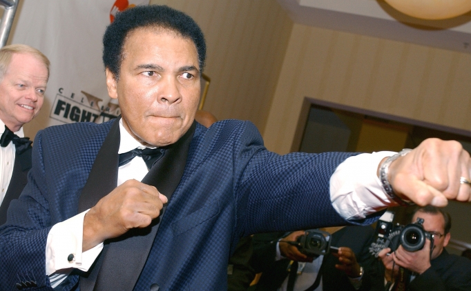 Irk��l��a kar�� bir sembol: Muhammed Ali