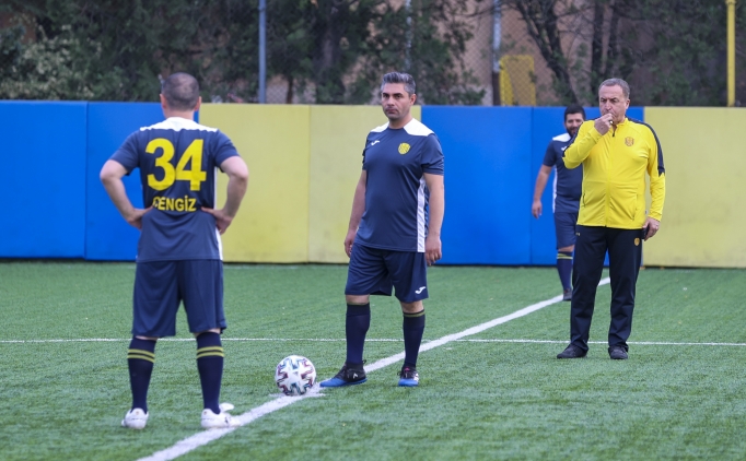 Ankarag�c� y�neticilerinden birliktelik ma��!