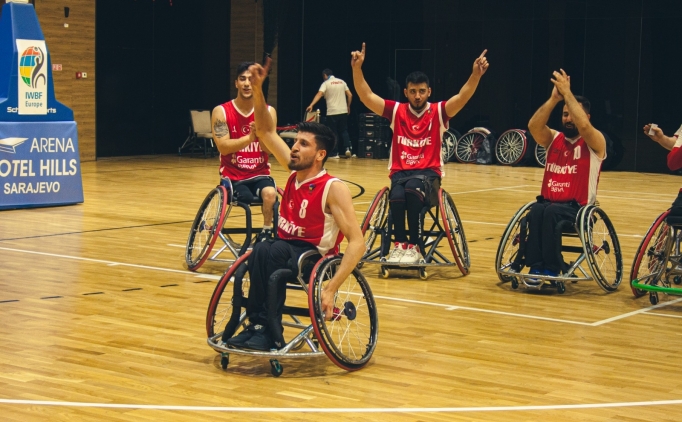 A Milli Tak�m, �eyrek finale y�kseldi