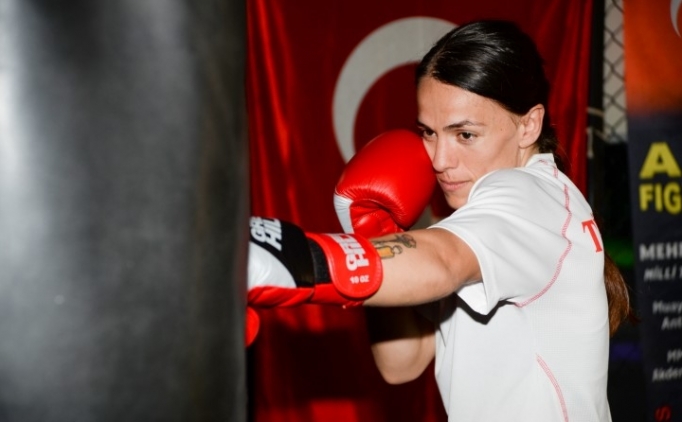 'Ringlerin �ampiyon annesi' geri d�nd�