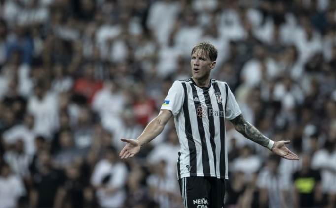 Vodafone Park, t�kl�m t�kl�m dolacak