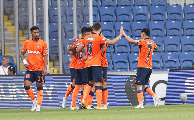Başakşehir lige farklı başladı!