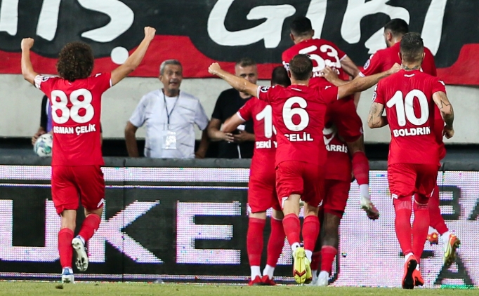 1. Lig ba�lad�! �lk ma� Samsunspor'un