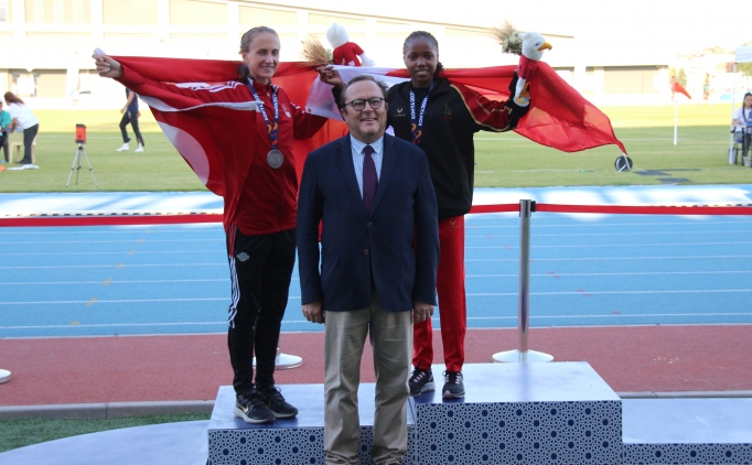 Atletizmde T�rk sporcular 1'i alt�n 5 madalya kazand�!