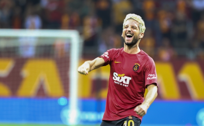 Mertens: 'Napoli'yi �zl�yorum'