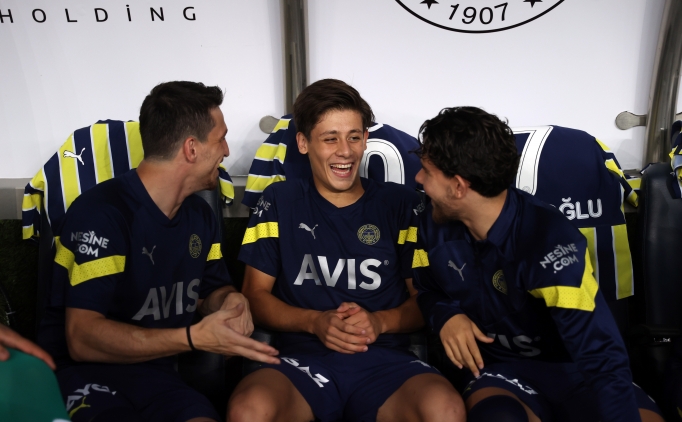 Arda G�ler yedek soyundu