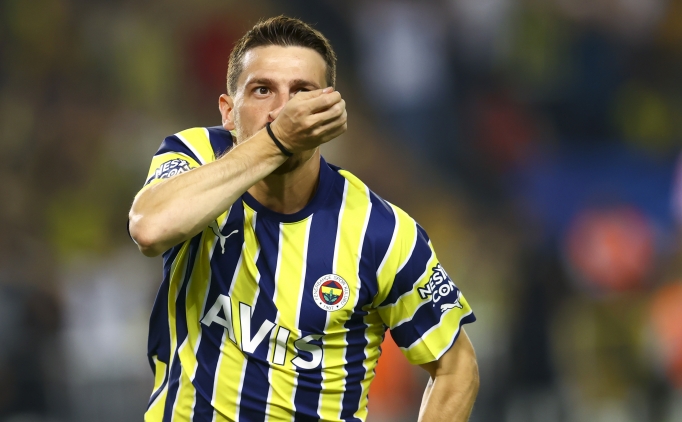 Mert Hakan, Avrupa'ya golle balad