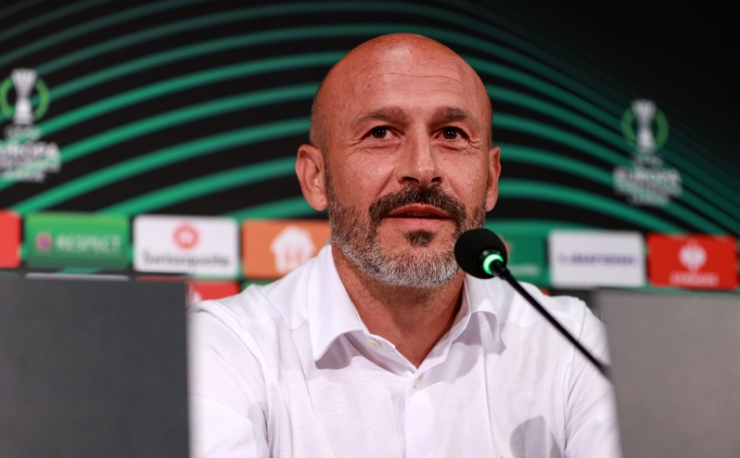 Italiano: 'Favori Ba�ak�ehir'