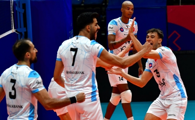 Sezon �ncesinde Halkbank, Ziraat Bankkart'� ma�lup etti