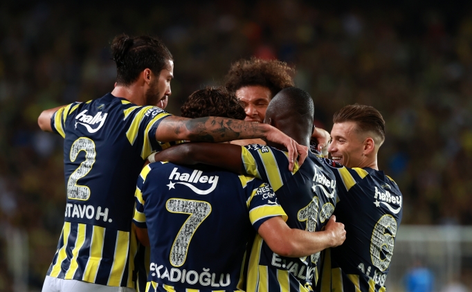 Fenerbah�e, 3 puan� 5 golle ald�