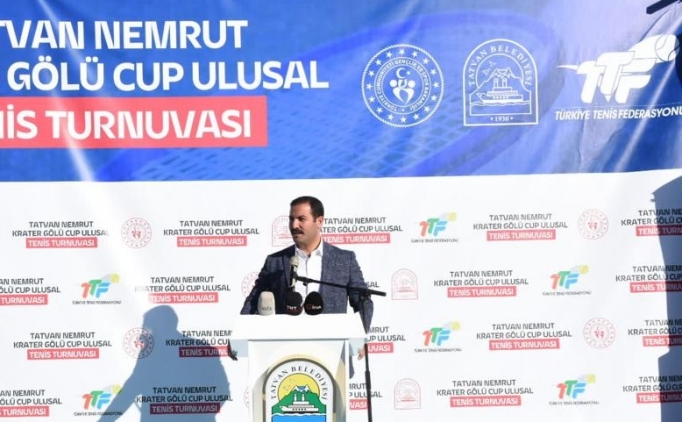 Bitlis'te tenis turnuvas� heyecan�