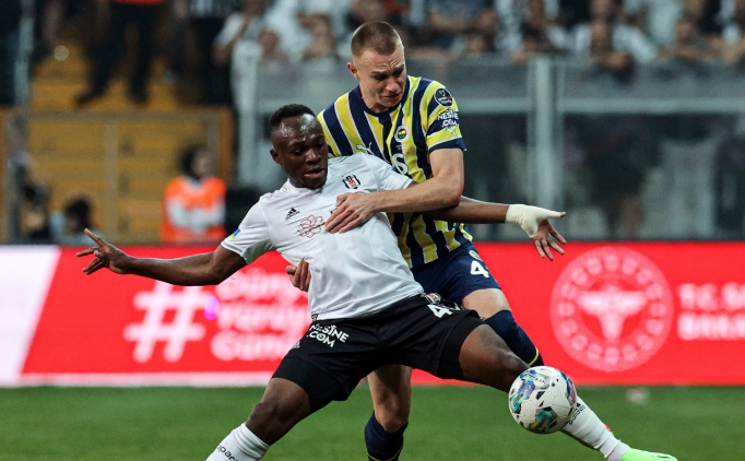 Derbide ofsayta tak�lan adam; Jackson Muleka!