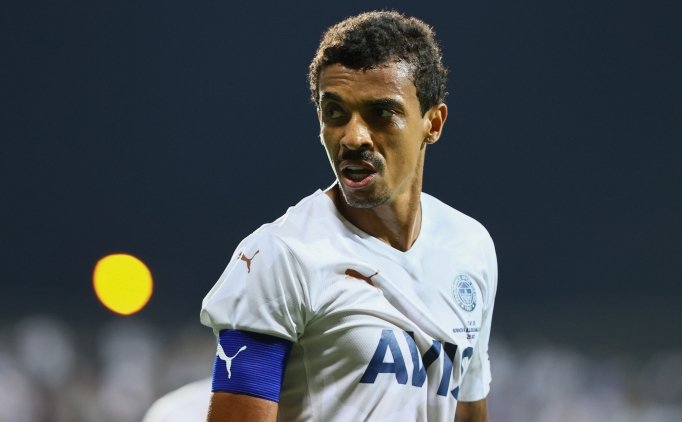 Luiz Gustavo'dan Fenerbah�e'ye ret!