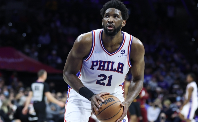 Joel Embiid alev ald�; 41 say�, 20 ribaunt