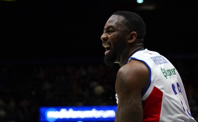 Anadolu Efes, James Anderson'a veda etti