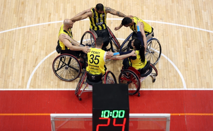 Tekerlekli Sandalye Basketbol S�per Ligi'nde play-off yar� final heyecan�