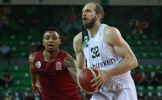 Dar���afaka, BSL'de yar� finalde