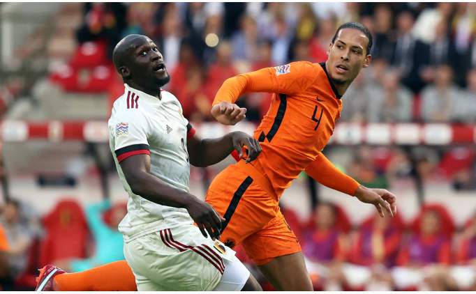 Hollanda deplasmanda Bel�ika'ya ac�mad�: 4-1