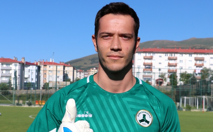 Giresunspor'da kale Onurcan Piri'ye emanet