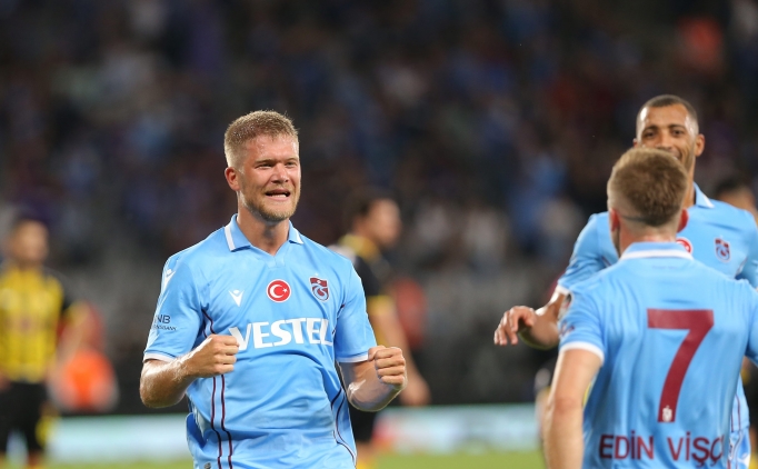 Andreas Cornelius'tan muhteşem başlangıç