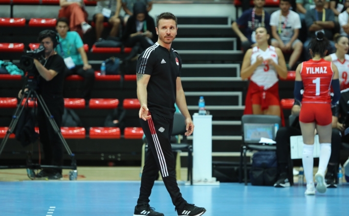 Kadın Milli Voleybol Takımı, Konya'da altın madalyaya odaklandı