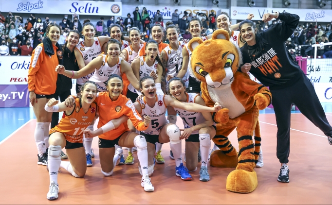 Eczacba Dynavit'te final sevinci