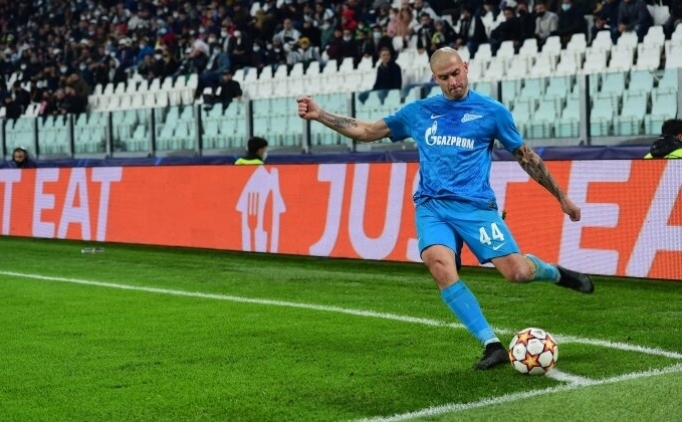 Ukraynal stoper Rakitskiy Zenit'ten ayrld!