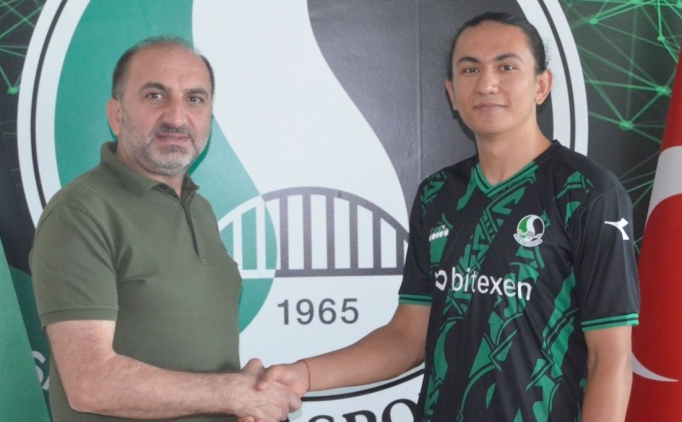 Sakaryaspor yeni transferini a��klad�