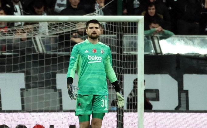 Be�ikta�, 3 isim i�in harekete ge�ti