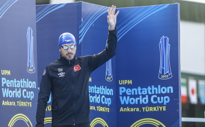 Bu�ra �nal, finale y�kseldi