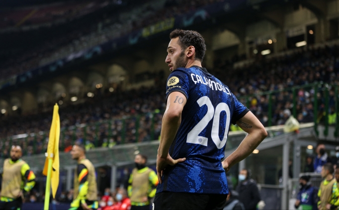 Hakan �alhano�lu, Avrupa'da alt�nc�!