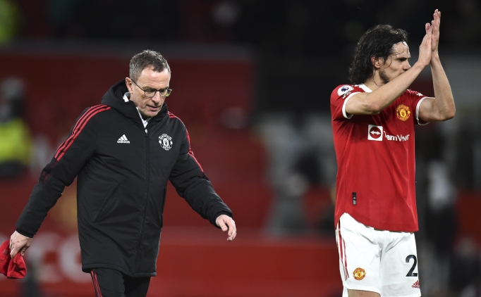 Ralf Rangnick: 'Cavani'ye izin vermeyece�im'