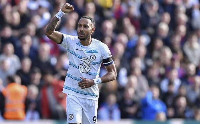 Aubameyang'dan ilgin Ronaldo ans