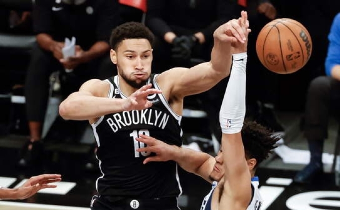 Ben Simmons, Philadelphia'da rakip oldu