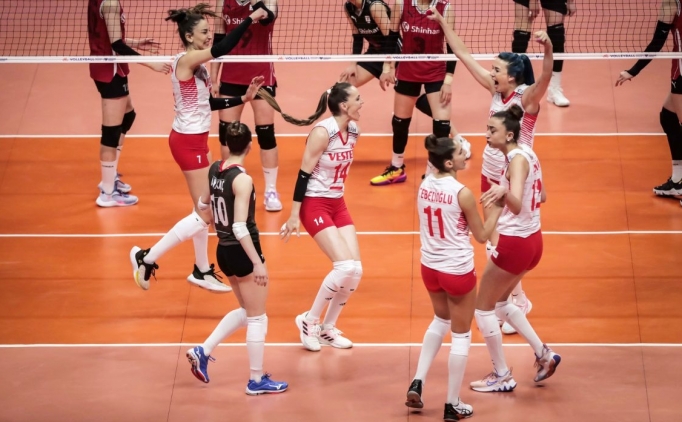 Filenin Sultanlar�, ev sahibi Kanada'ya ma�lup!