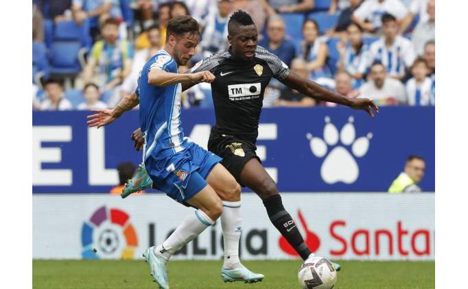 Espanyol evinde f�rsat tepti!