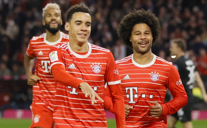 Bayern bu kez Werder Bremen'e �ov yapt�