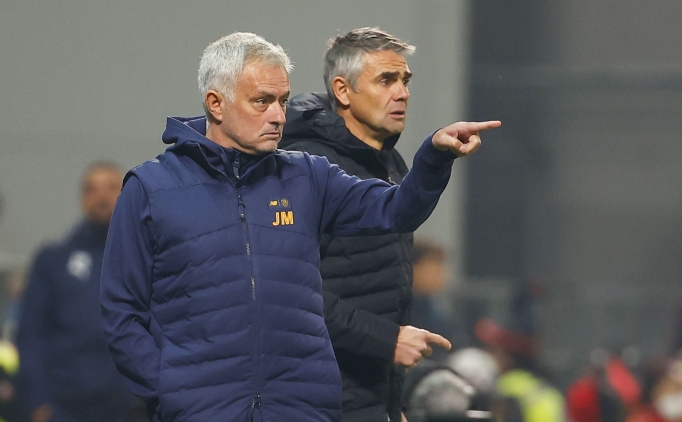 Johan Henkes: 'Mourinho'dan a��klama bekliyorum!'