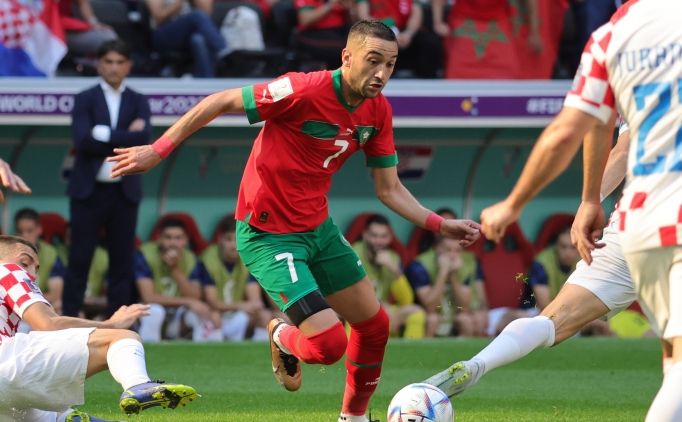 Romain Saiss'ten Hakim Ziyech mesaisi