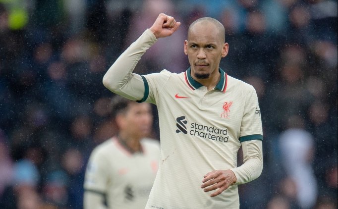 Liverpool, Burnley'i y�kt� ve seriye ba�lad�!
