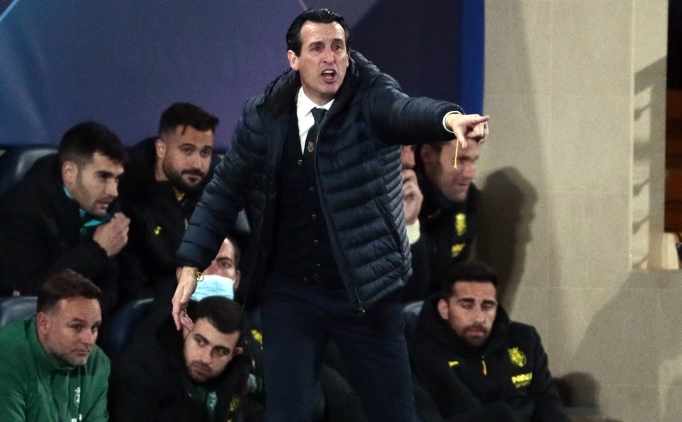 Emery: 'Profesyonellik nemli ama futbol duygu oyunu'