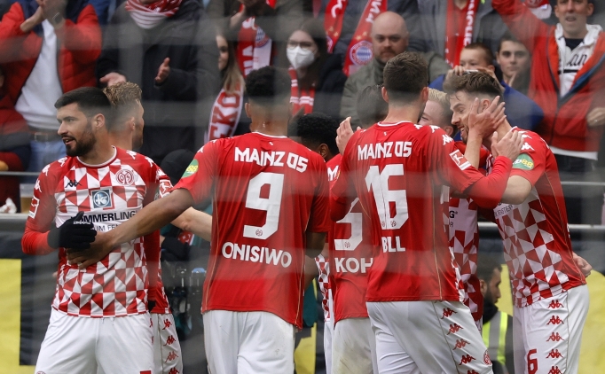 �ampiyon Bayern M�nih, Mainz'a kaybetti