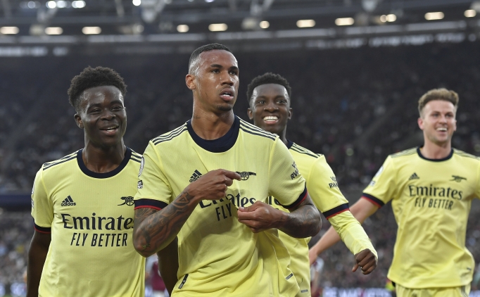 Arsenal'den �st �ste ���nc� galibiyet!