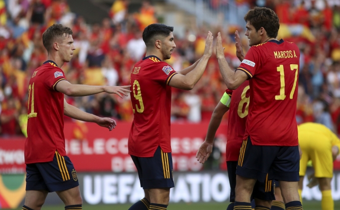 �spanya, Uluslar Ligi'nde liderli�e oturdu