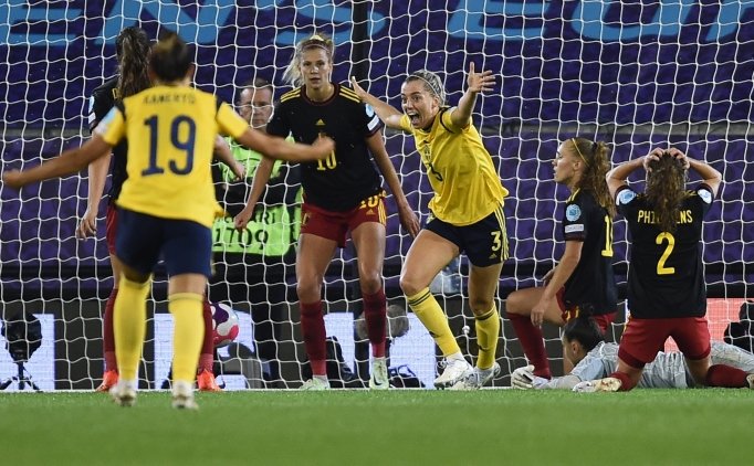 �sve� son dakika gol�yle yar� finalde