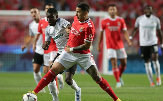 Benfica, 2 golle kazand�