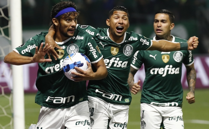 Libertadores'te ilk finalist Paranaense